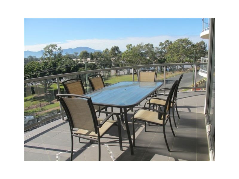 302/6 Victoria Parade, Rockhampton City QLD 4700