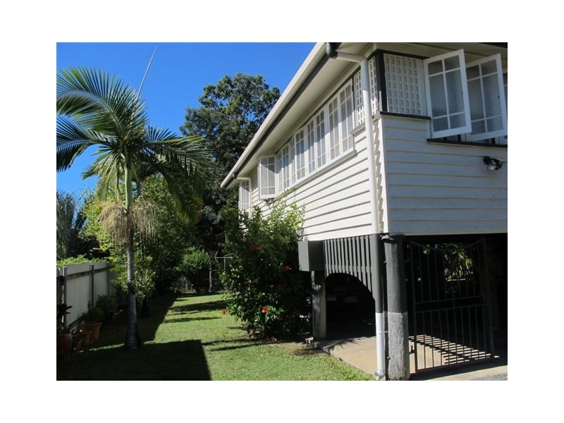 33 Herbert Street, Wandal QLD 4700