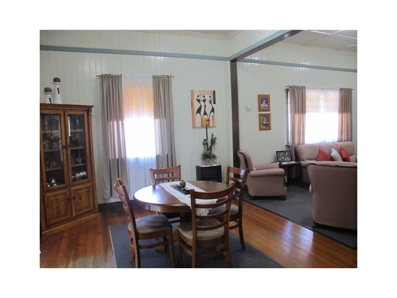 33 Herbert Street, Wandal QLD 4700