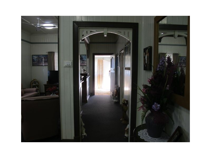 33 Herbert Street, Wandal QLD 4700