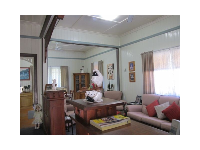 33 Herbert Street, Wandal QLD 4700