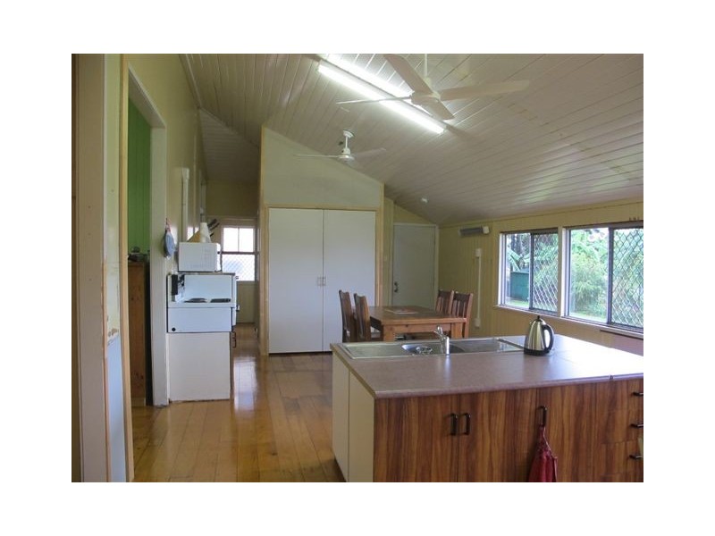 10 Ward Street, The Range QLD 4700