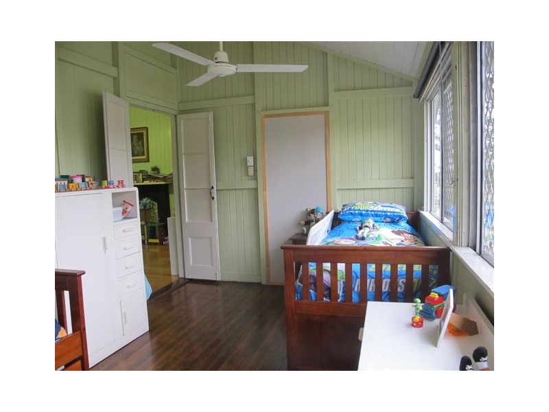 10 Ward Street, The Range QLD 4700