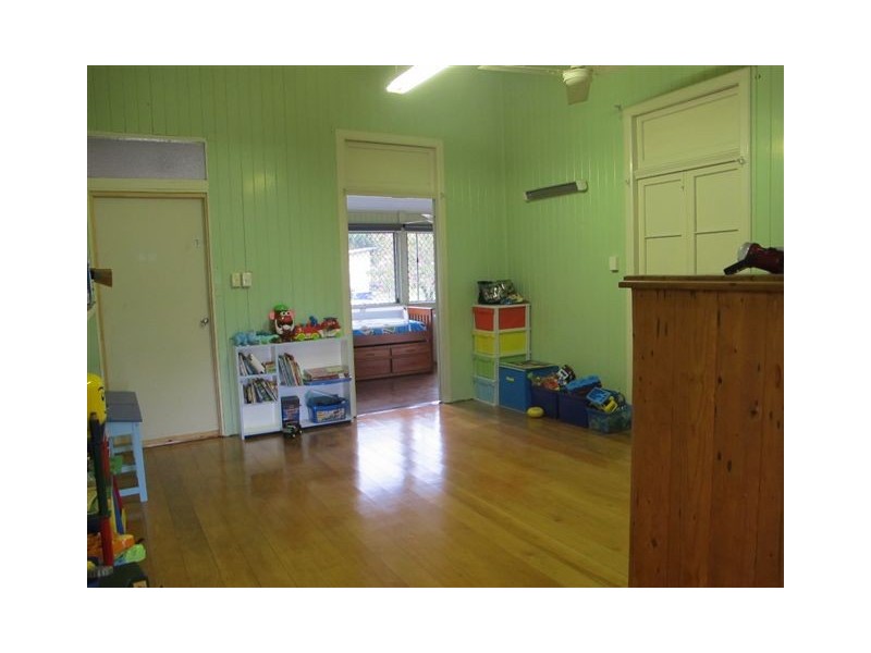 10 Ward Street, The Range QLD 4700