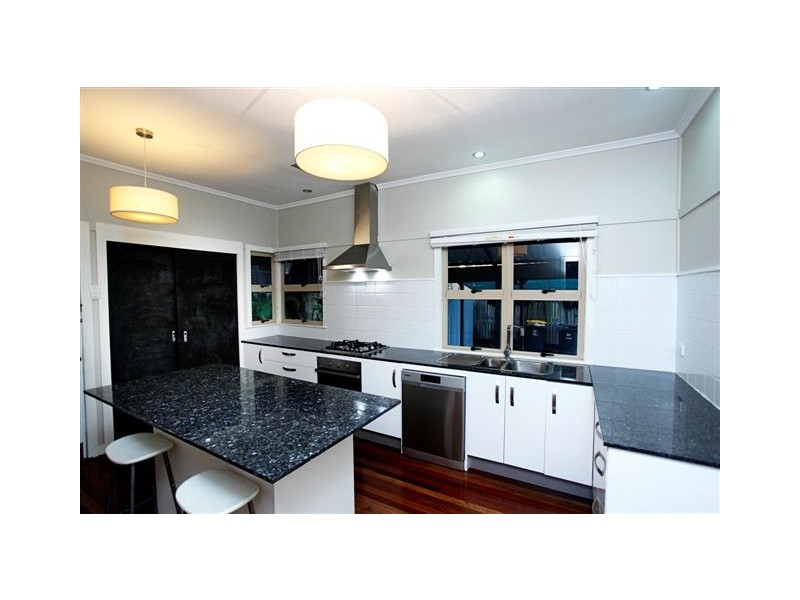 32 Bowen Terrace, The Range QLD 4700