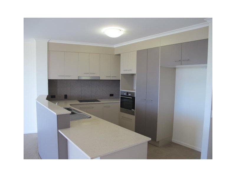 303/6 Victoria Parade, Rockhampton City QLD 4700