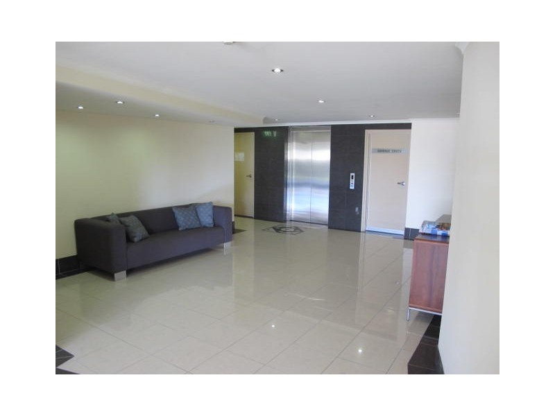 303/6 Victoria Parade, Rockhampton City QLD 4700