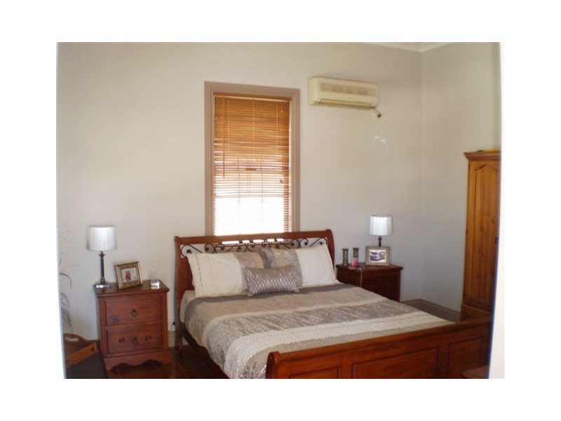 38 Separation Street, Allenstown QLD 4700