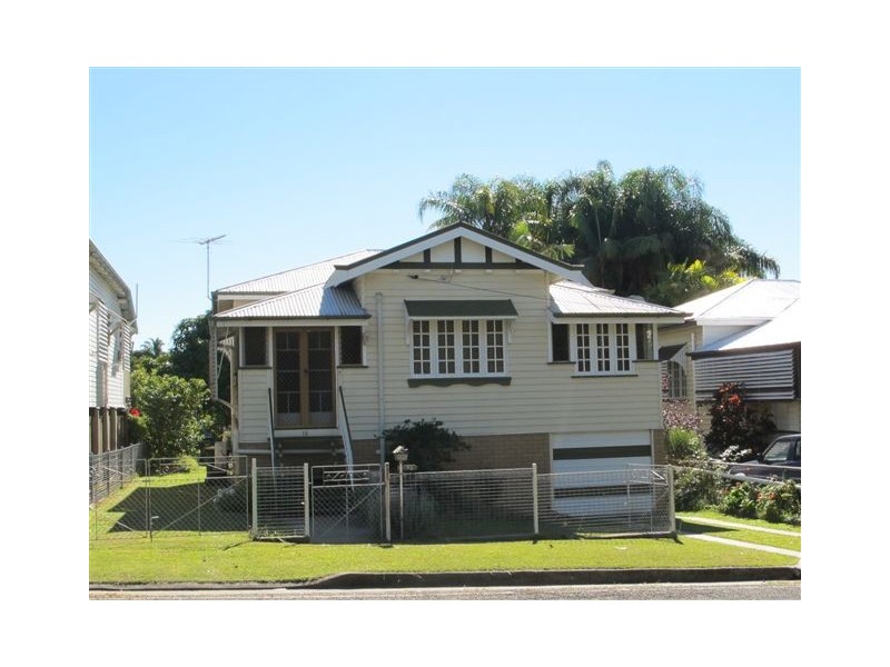16 Ward Street, The Range QLD 4700