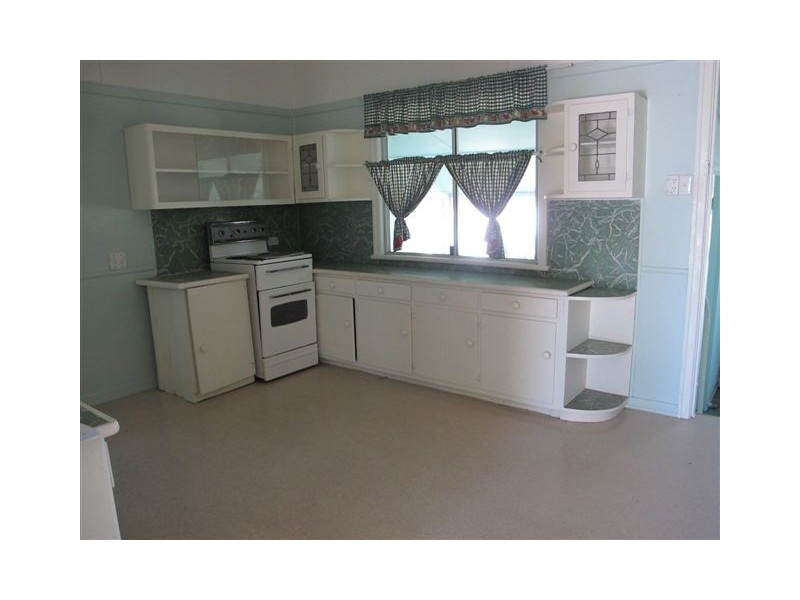 60 Burnett Street, Berserker QLD 4701