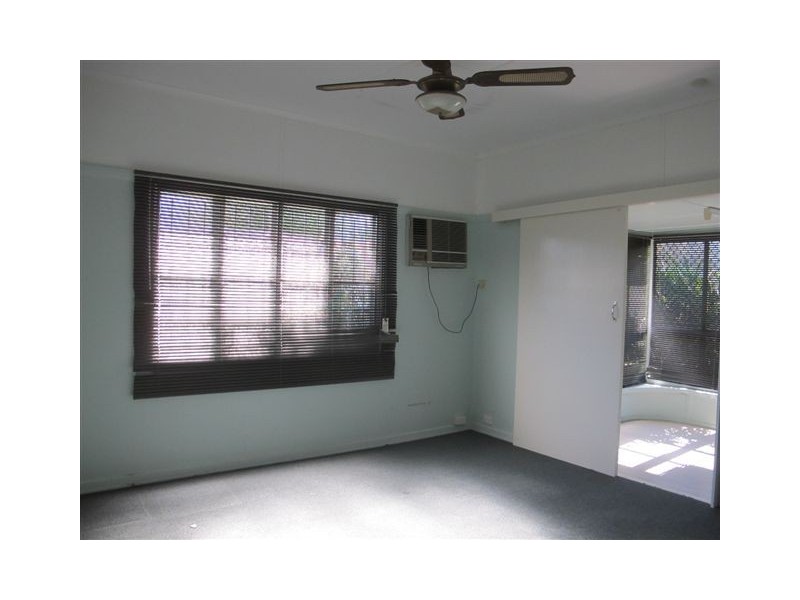 60 Burnett Street, Berserker QLD 4701