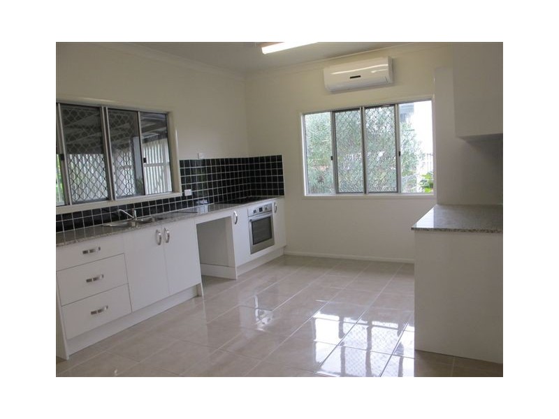 31 Bracher Street, Wandal QLD 4700