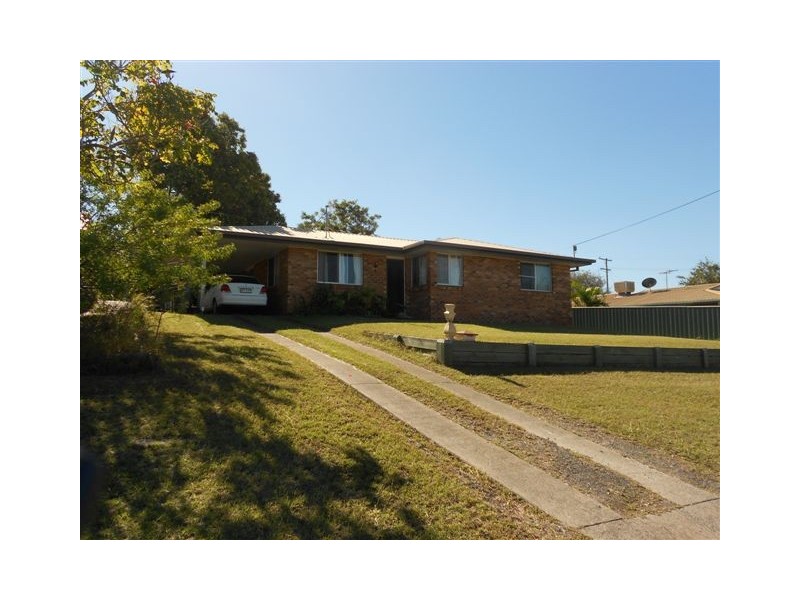 4 Poole Street, Kawana QLD 4701
