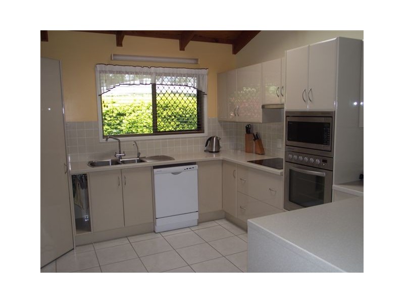 4 Findlay Street, Frenchville QLD 4701