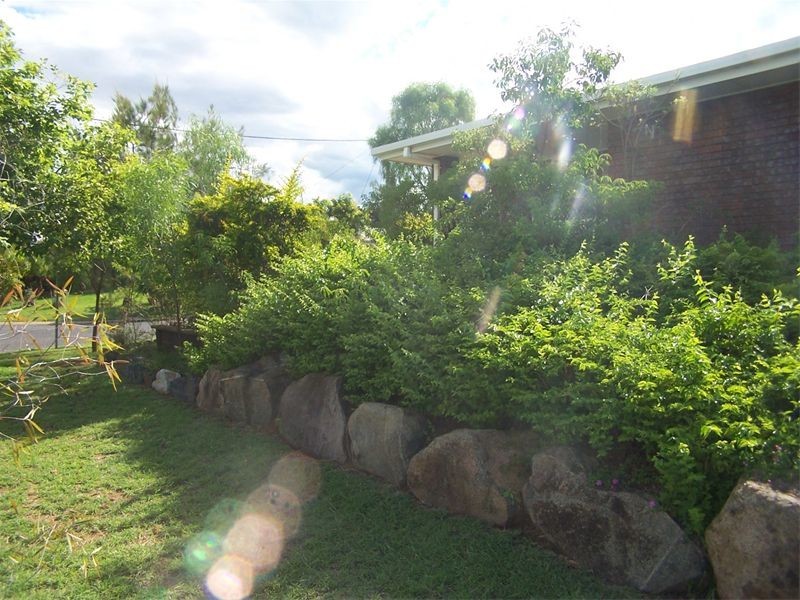 19 Gleeson Close, Gracemere QLD 4702