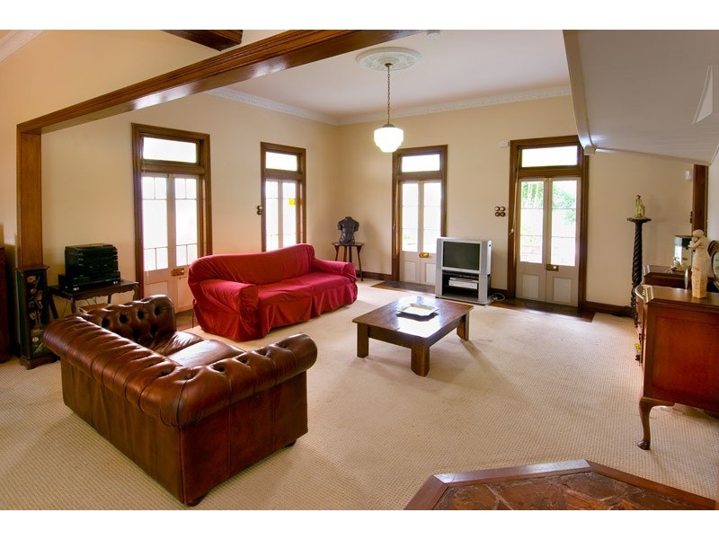 180  William Street, Allenstown QLD 4700
