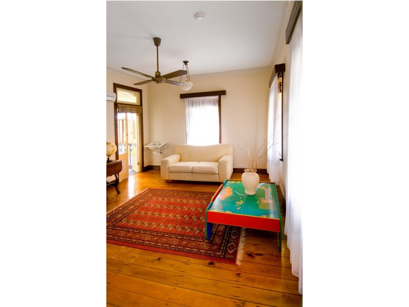 180  William Street, Allenstown QLD 4700
