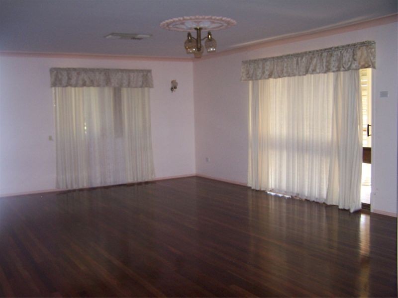 12  Nobbs Street, Berserker QLD 4701