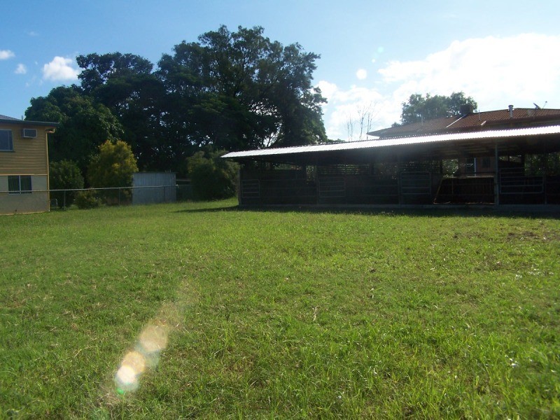 12  Nobbs Street, Berserker QLD 4701