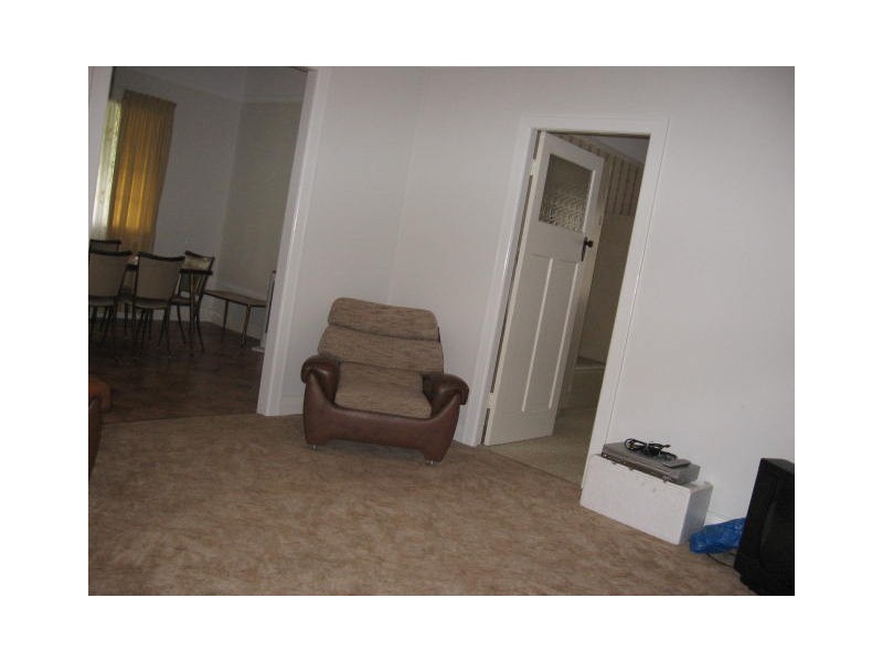 16  Ward Street, The Range QLD 4700