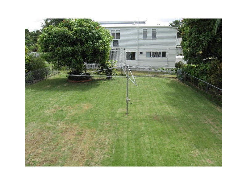 16  Ward Street, The Range QLD 4700