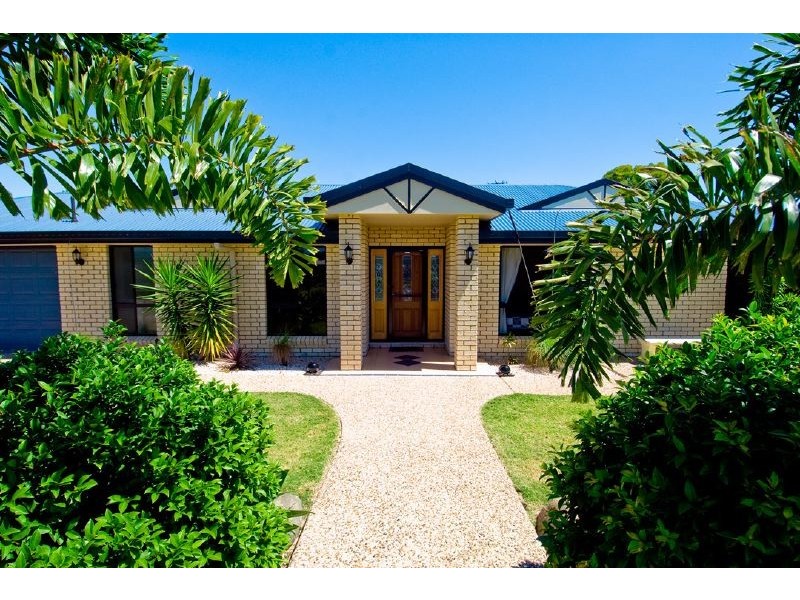 15 Cunningham Drive, Glenlee QLD 4711