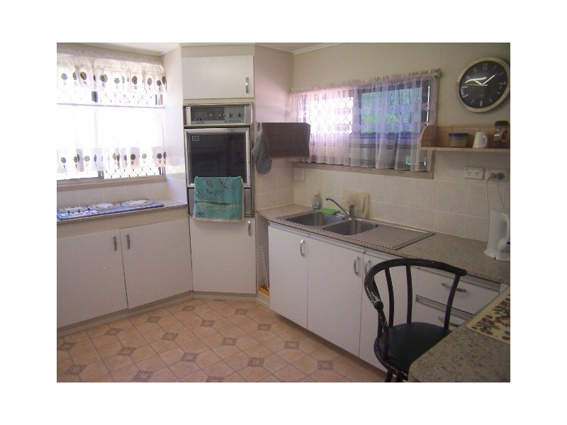 14  Glenmore Road, Park Avenue QLD 4701