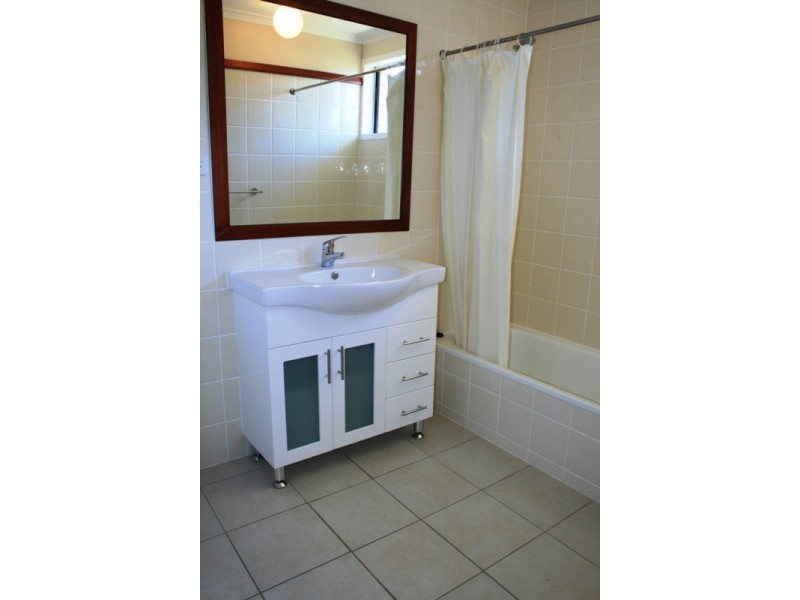 Level 1&2 111  Rodboro Street, Berserker QLD 4701