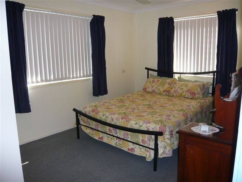 288  Richardson Road, Park Avenue QLD 4701