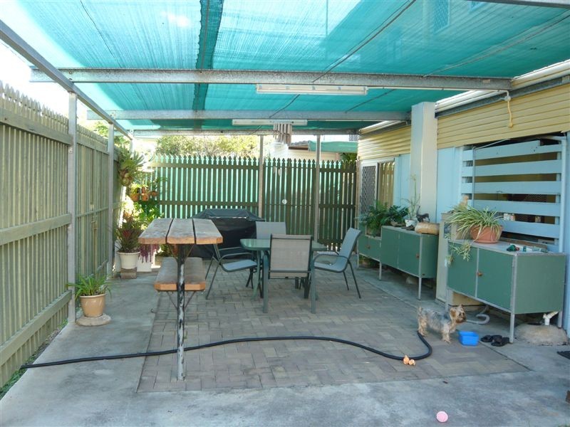 288  Richardson Road, Park Avenue QLD 4701