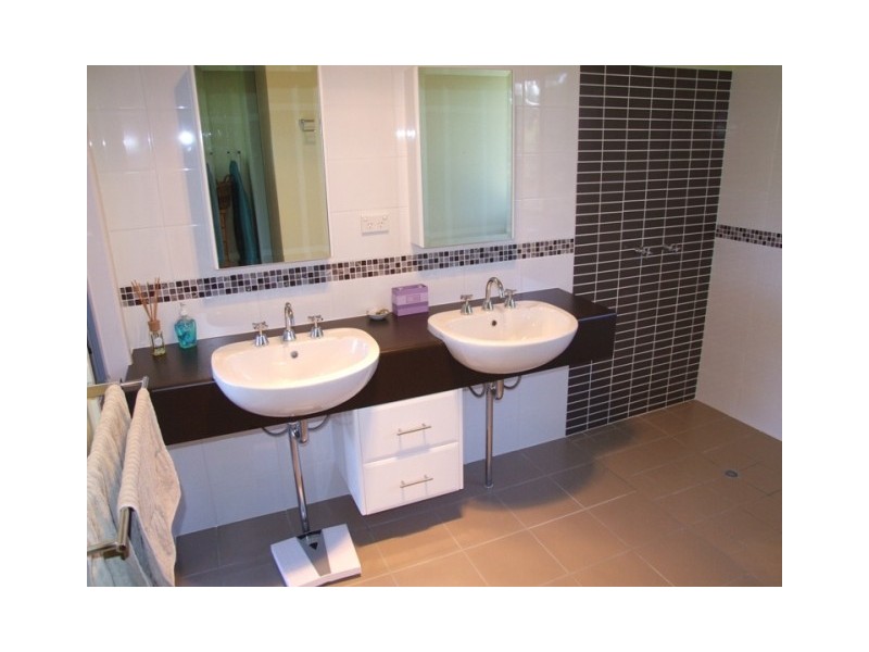 1658  Emu Park Road, Rockhampton QLD 4700