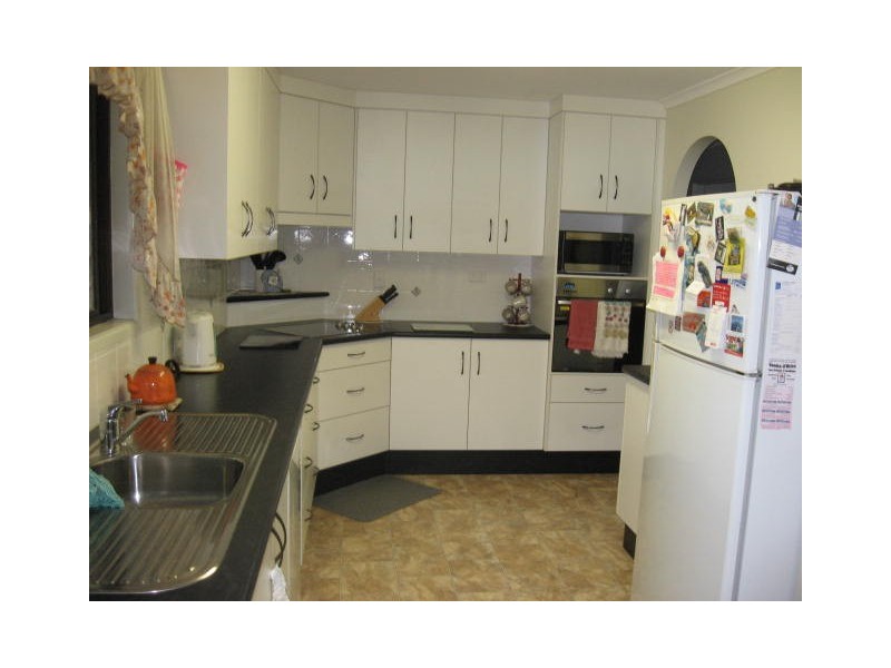 45  Hume Road, Kabra QLD 4702