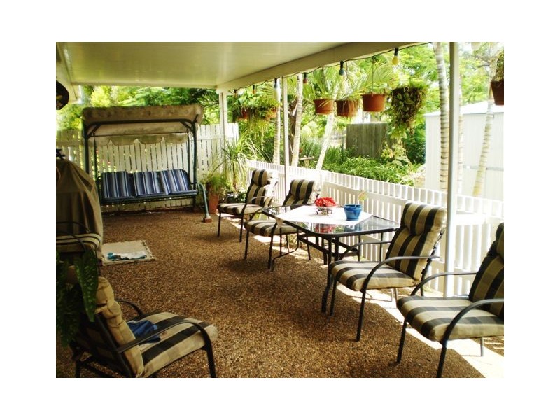 10  Ingham Street, Kawana QLD 4701