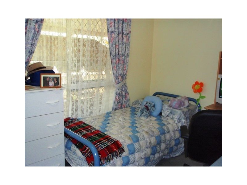 10  Ingham Street, Kawana QLD 4701