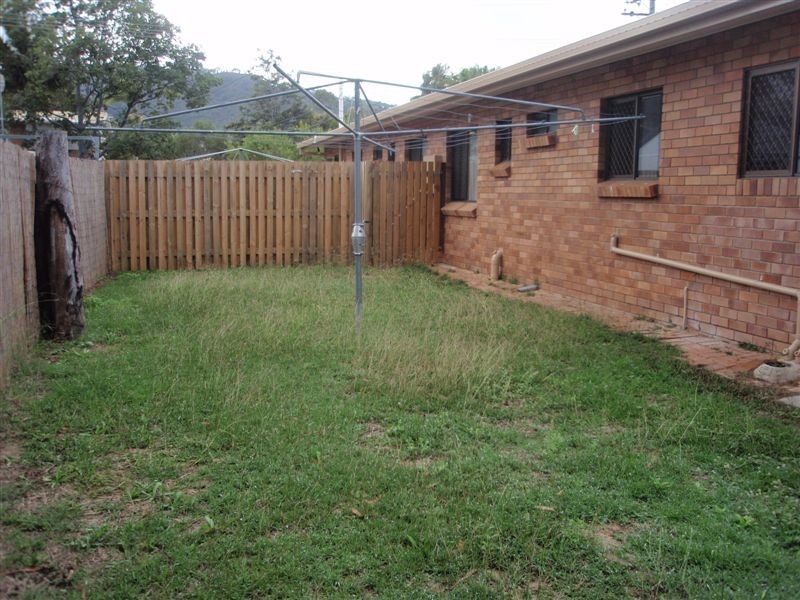 1 & 2/2  Chalmers Street, North Rockhampton QLD 4701