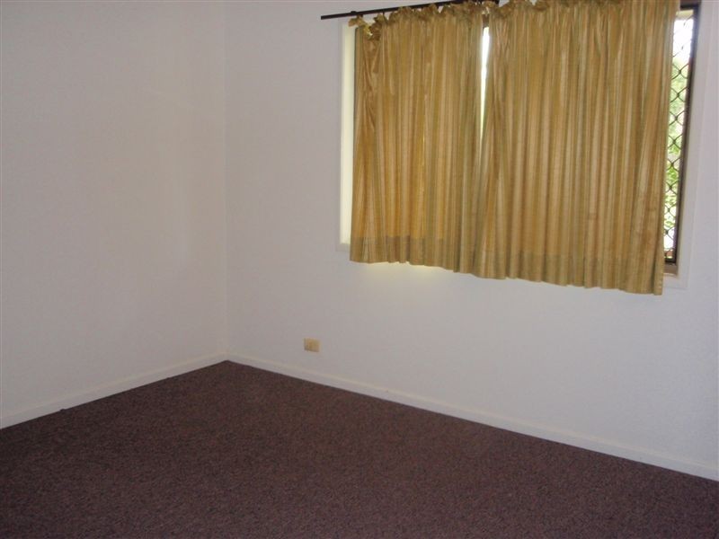 1 & 2/2  Chalmers Street, North Rockhampton QLD 4701