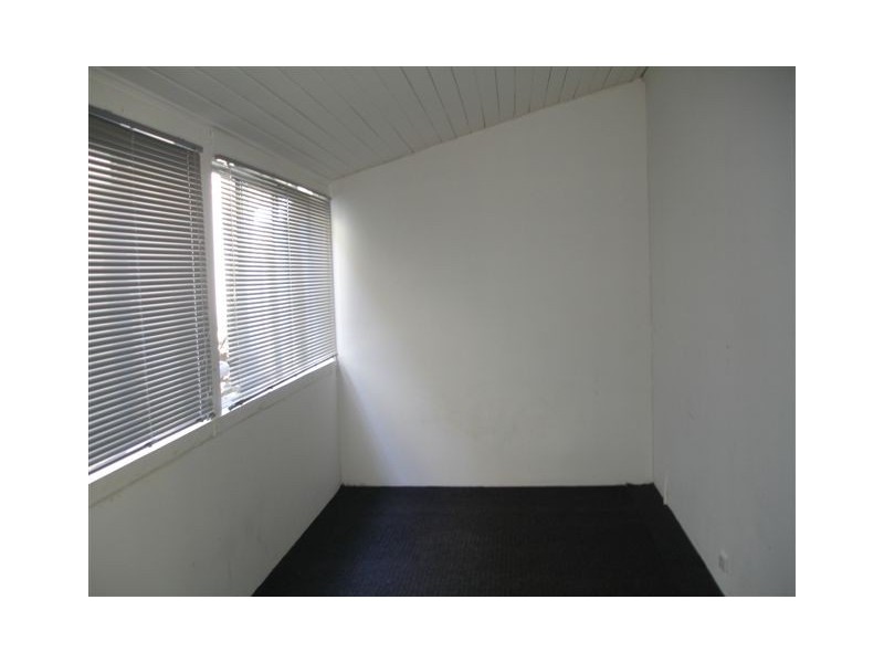 386  East Street, Rockhampton QLD 4700