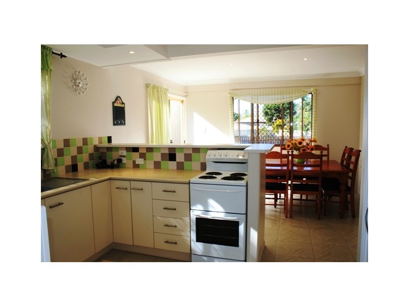 11 Pacey Street, Parkhurst QLD 4702