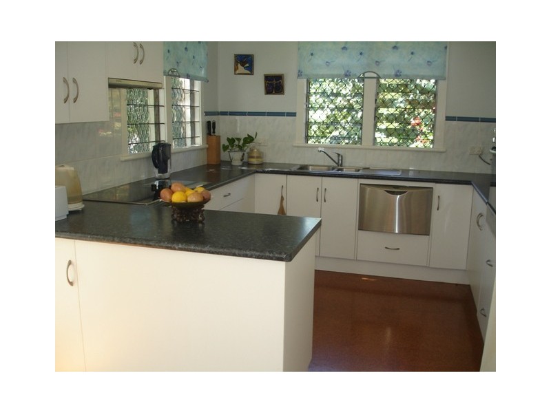 34  Queen Street, The Range QLD 4700