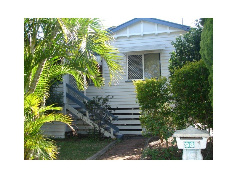 98  Rundle Street, Wandal QLD 4700