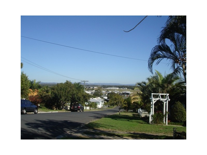 98  Rundle Street, Wandal QLD 4700