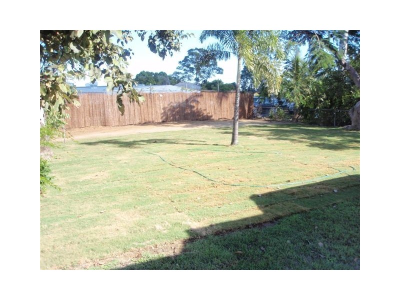 28 Cowap Street, Park Avenue QLD 4701