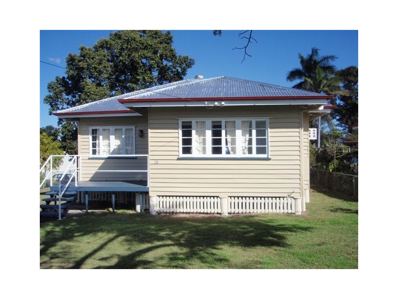 28 Cowap Street, Park Avenue QLD 4701