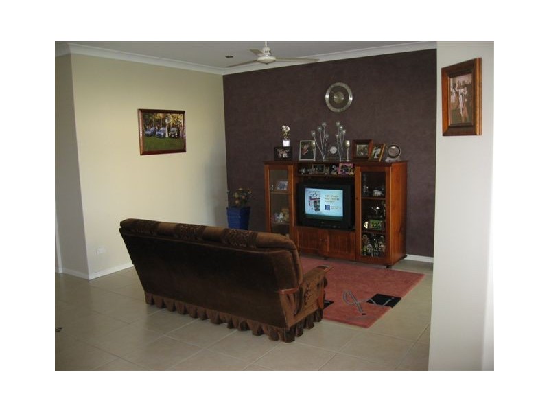 10   Plover Street, Parkhurst QLD 4702