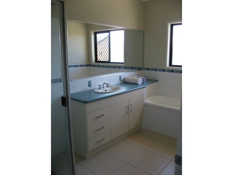 10   Plover Street, Parkhurst QLD 4702