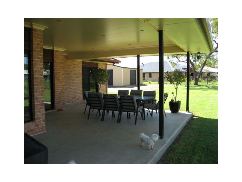 10   Plover Street, Parkhurst QLD 4702