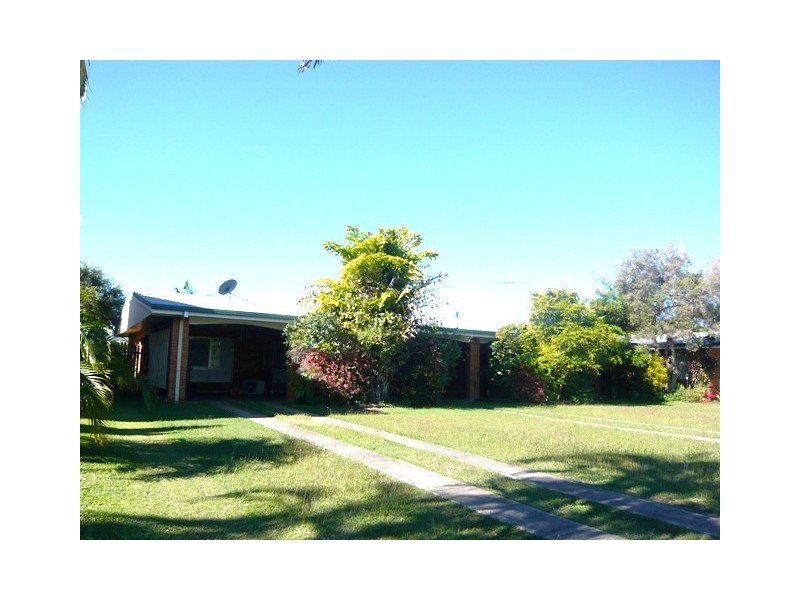 16 Kerr Street, Park Avenue QLD 4701