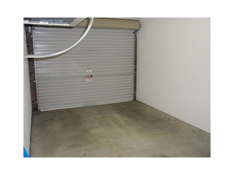 1/222  Ford Street, Berserker QLD 4701
