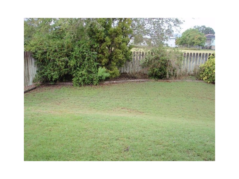 1/222  Ford Street, Berserker QLD 4701