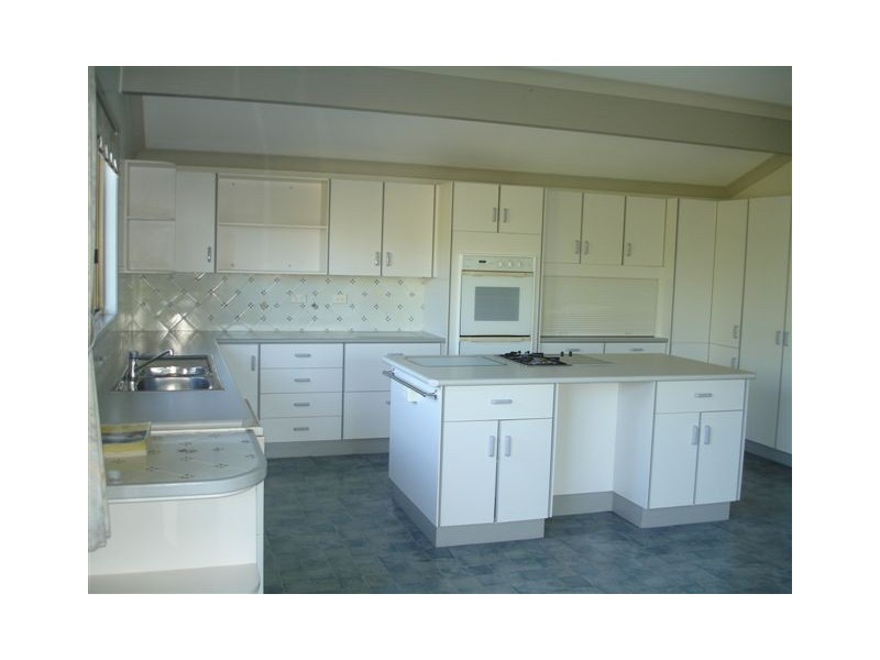69  Albert Street, The Range QLD 4700